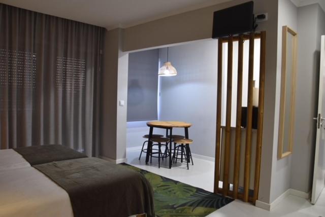 Bus Station Suites & Studios Coimbra Exterior photo
